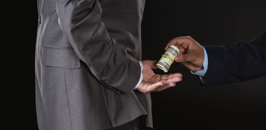 Yolsuzluğun Hukuki Boyutu Yazı Dizisi - I: 
Bu İşi Aramızda Çözsek Olmaz Mı? Konu ABD Yolsuzluk Yasaları (FCPA) ise Cevap Hayır